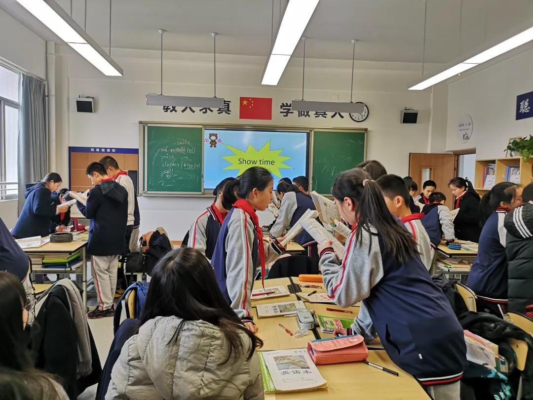 私立学校教英语怎么样_私立外语学校_私立小学英语外教一对一