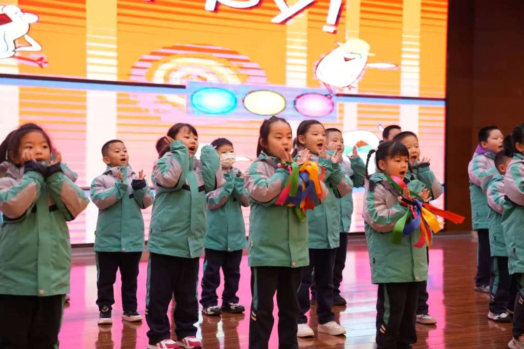 青岛 外教一对一_青岛外教幼儿园_青岛外教英语机构