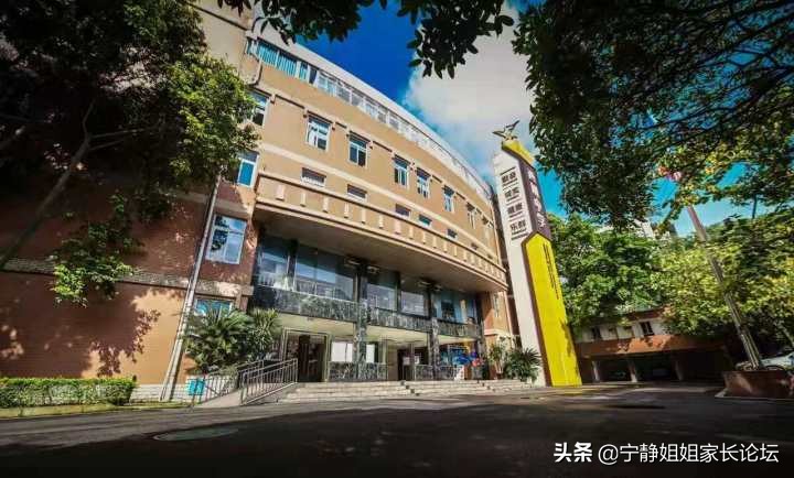 成都哪个外教一对一老师好_成都外教老师工资多少_成都外教好老师名单