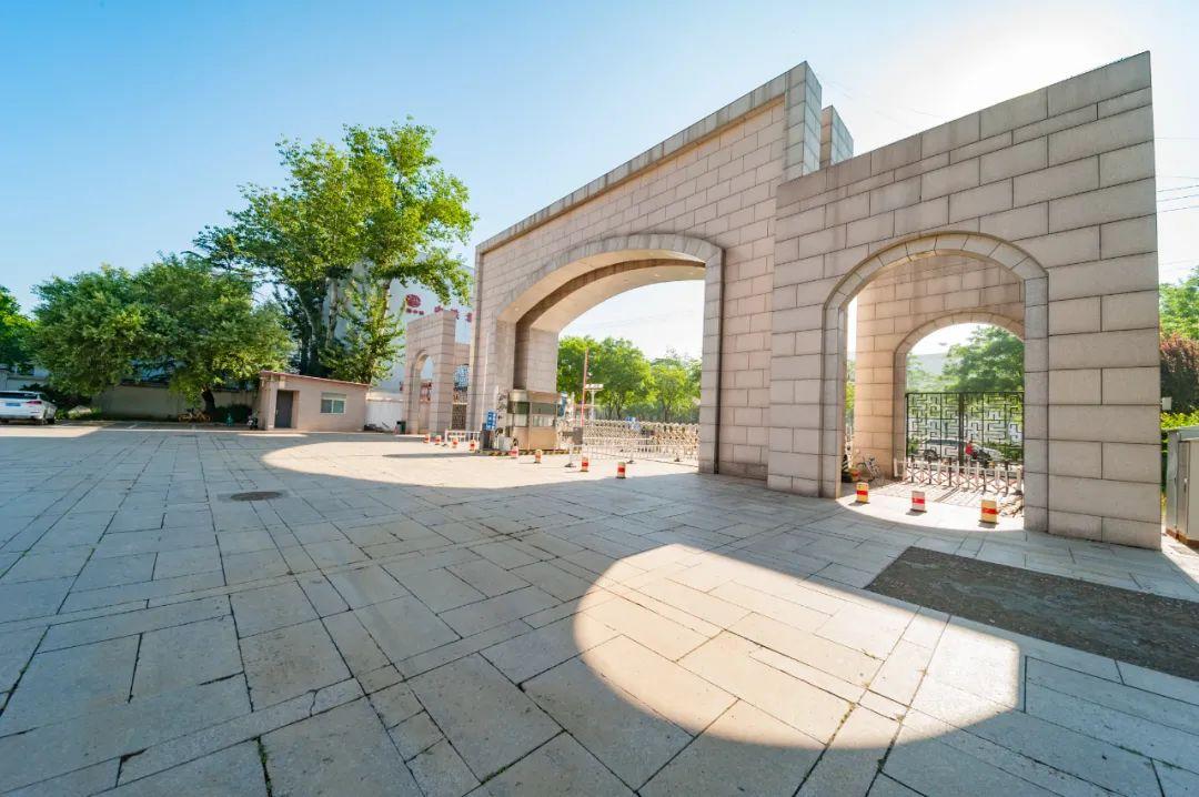北京语言大学外教 一对一_北京外国语大学语言培训班_北京语言大学出国外语培训