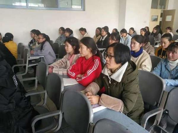 海绵外语网_海绵英语外教一对一_小海绵说英语的视频