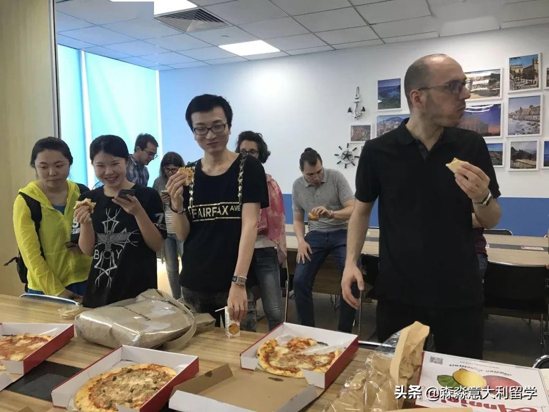 北京外教中国怎么样_北京外教和一对一哪个好_北京找外教