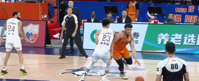 北京外教篮球教练_北京比较好的教篮球的_篮球外教一对一北京