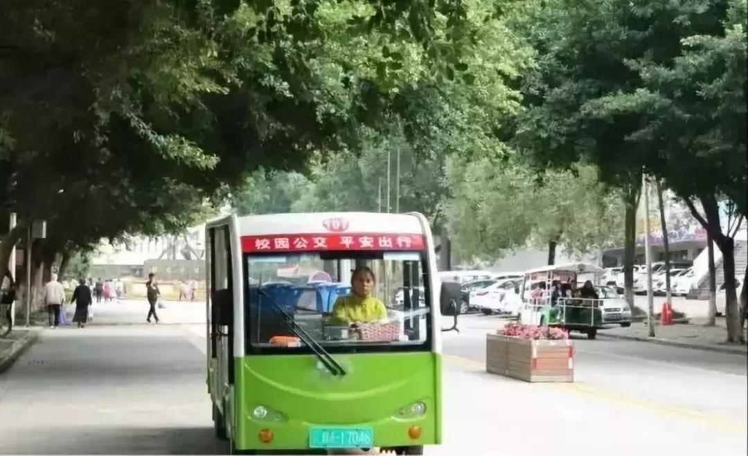 西餐厅英语口语对话_西餐口语对话_口语外教一对一西餐厅