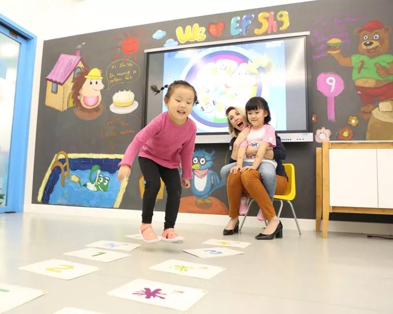 外教一对一英语口语英国_外教口语有用吗_国外英语口语教学