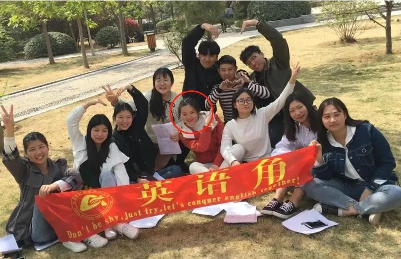 泸州外教英语培训班_泸州外国语学校英语老师_泸州外教英语一对一