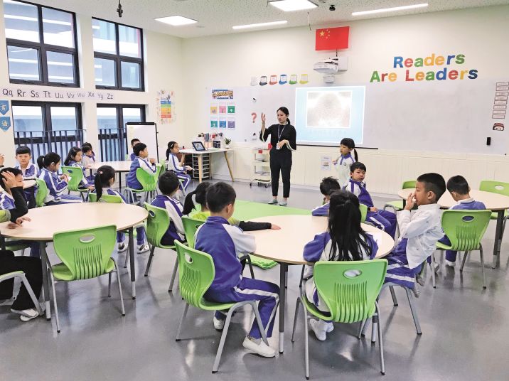丽江外国人_丽江英语培训学校排名_丽江外教一对一