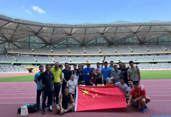 龙岗外国学校_龙岗一对一外教有哪些_龙岗的外国语学校