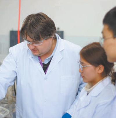 铜陵外教一对一_铜陵外语学校_铜陵简乐英语外教