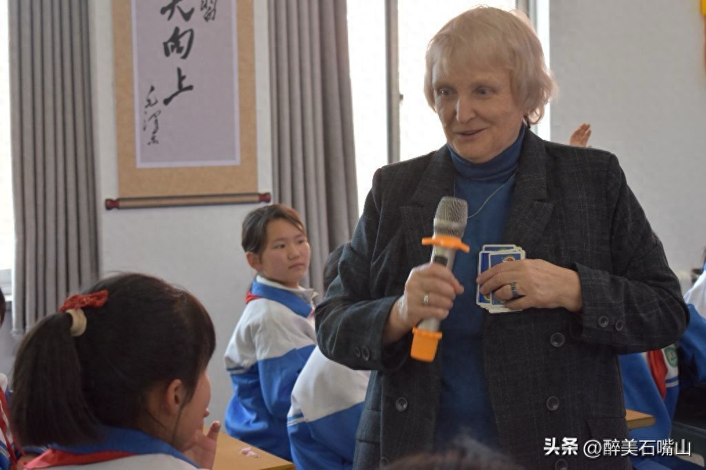 公益外教课是什么_外国公益机构_外教公益一对一