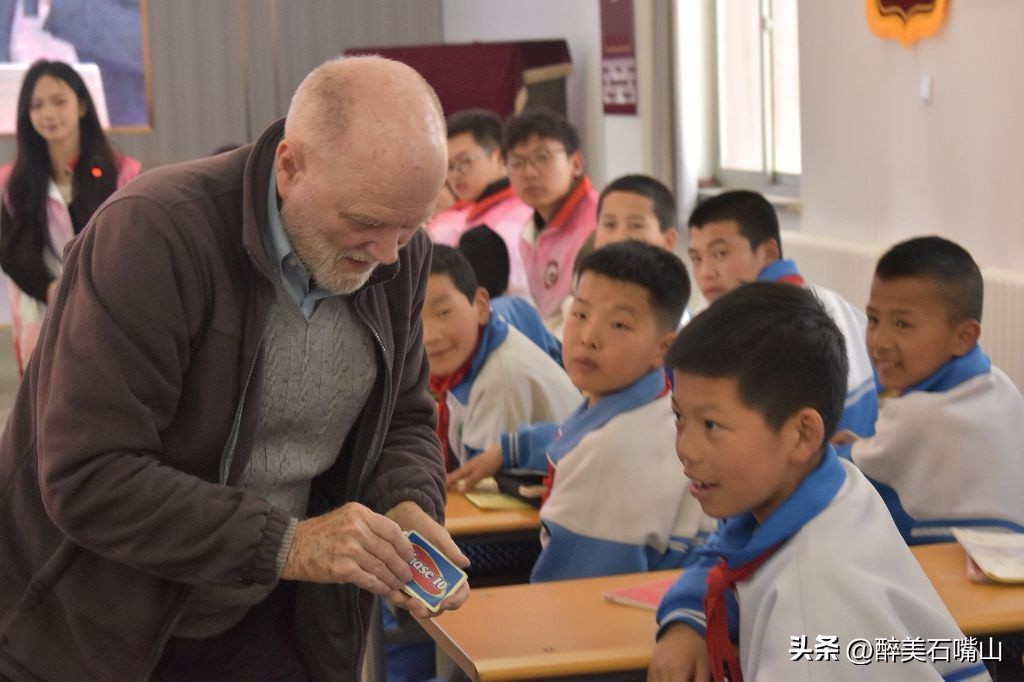 外教公益一对一_公益外教课是什么_外国公益机构