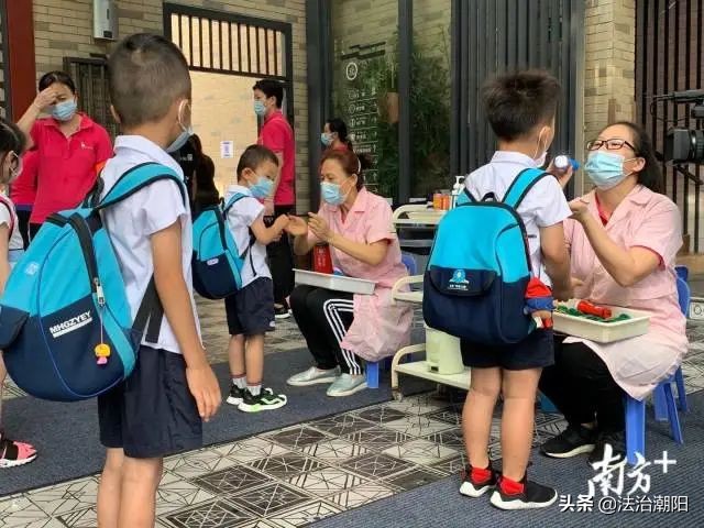 外教视频_老外萌娃_外教一对一萌娃