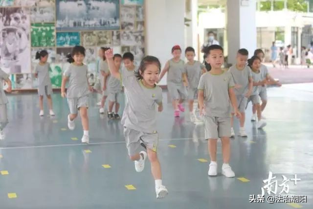 外教一对一萌娃_老外萌娃_外教视频