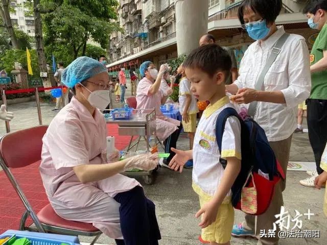 外教一对一萌娃_老外萌娃_外教视频