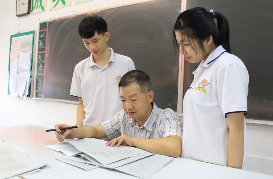 肇庆外教david_肇庆市外语学校_肇庆一对一外教