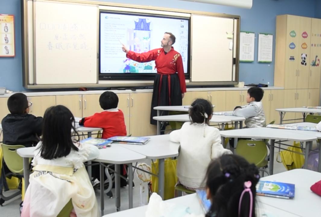 杭州外教老师_浙江外国语老师待遇_浙江老师一对一外教