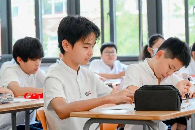 阿卡索英语适合什么年龄_学英语阿卡索怎么样_有孩子学英语用过阿卡索吗
