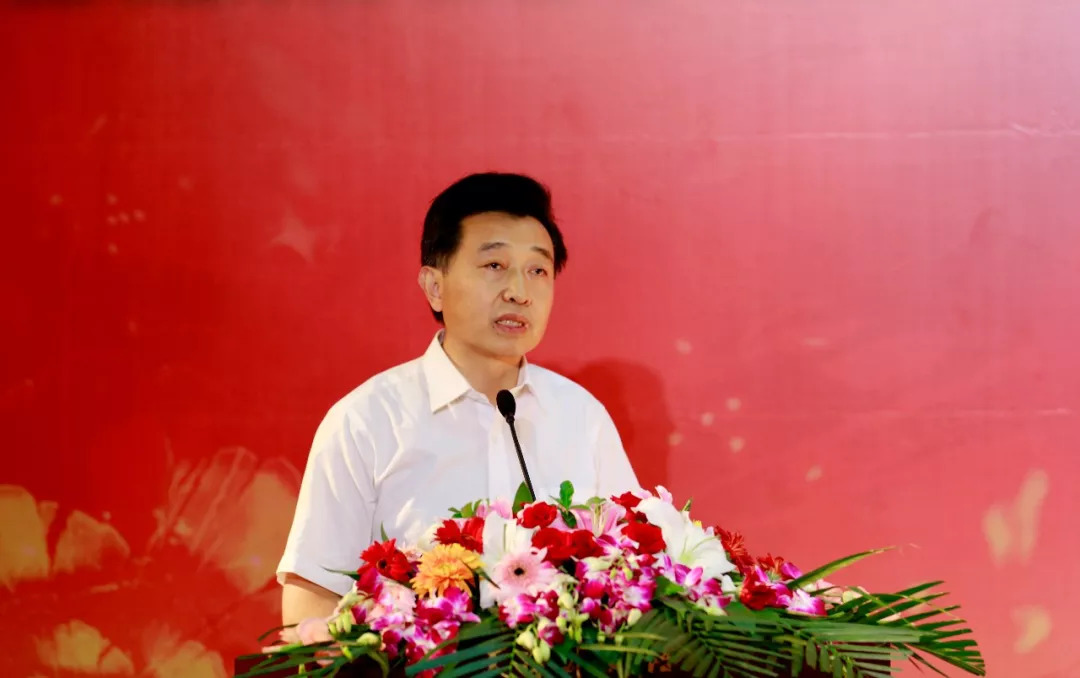 2018年教师节表彰大会 天津外国语大学_教师节表彰活动 师德建设先进事迹宣讲_天津大学外教老师一对一