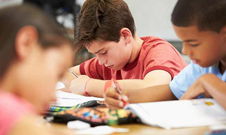 同时学英语和日语_日语专业学英语_日语英语学哪个好